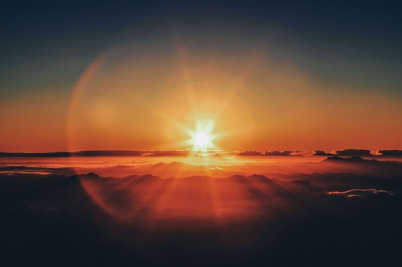 Sonne über den Wolken.