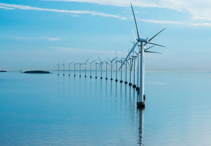 Windräder sind eine Alternative zur Photovoltaik.